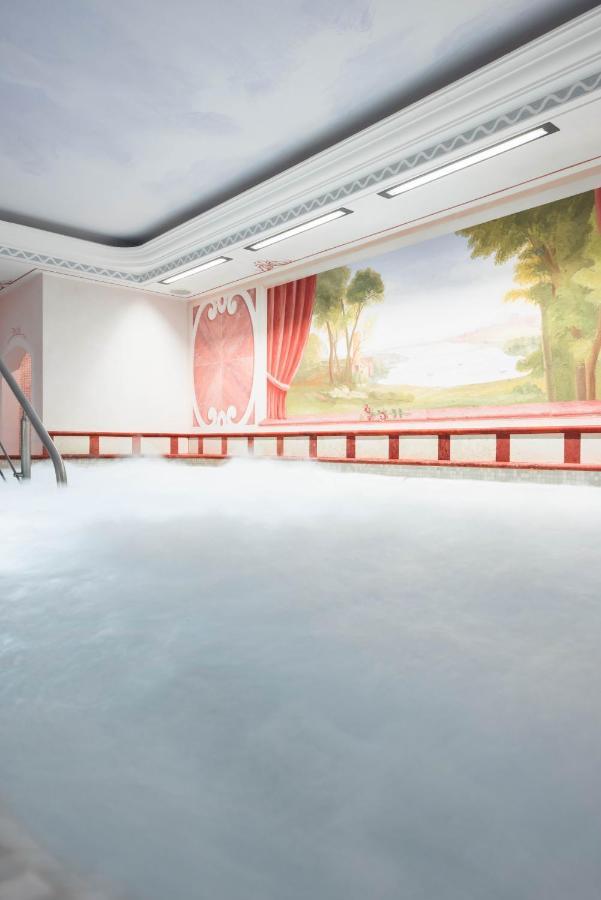 Hotel Colbricon Beauty & Relax ซานมาร์ตีโนดีกัสตรอสซา ภายนอก รูปภาพ